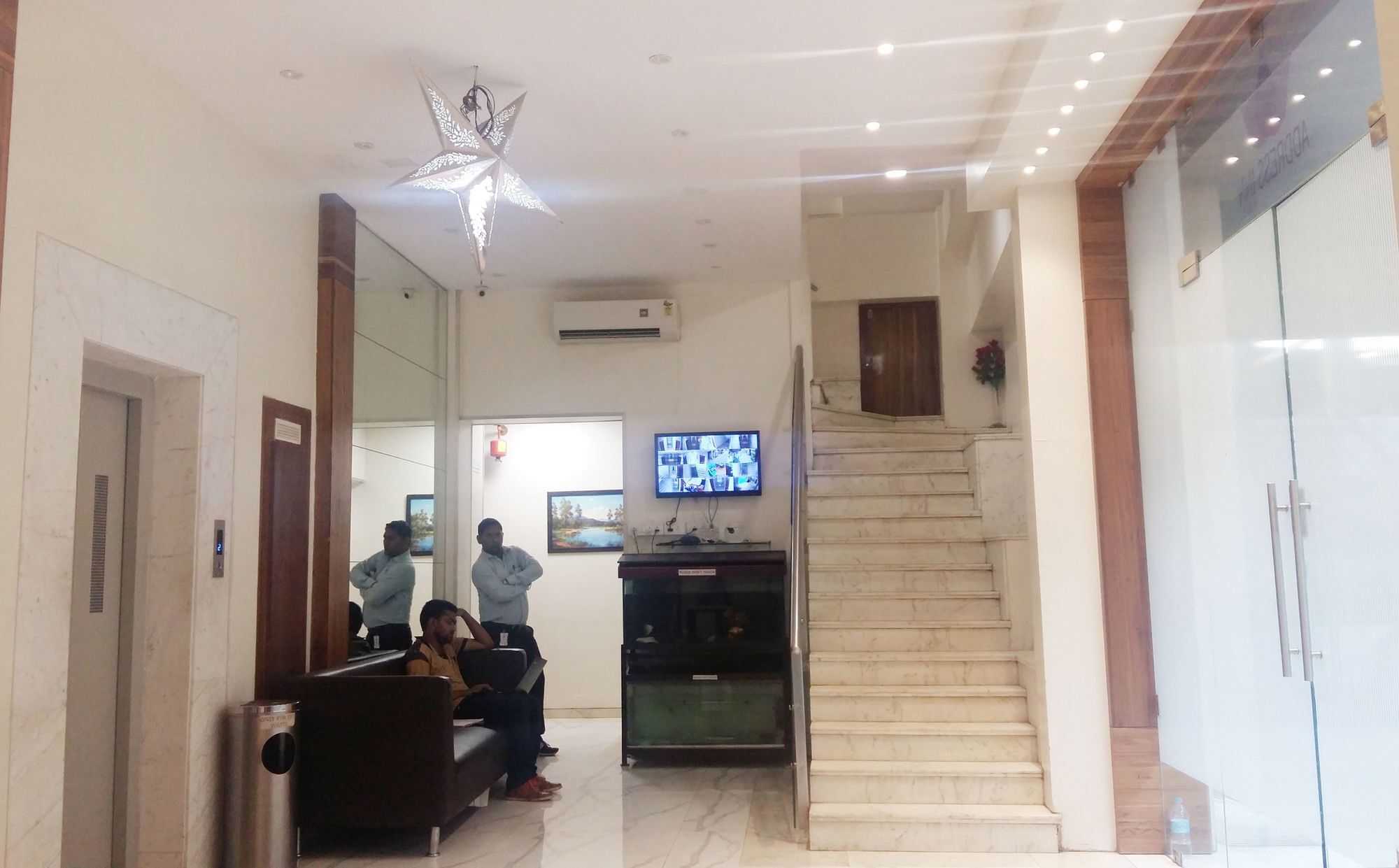 Hotel Address Inn Мумбай Екстериор снимка