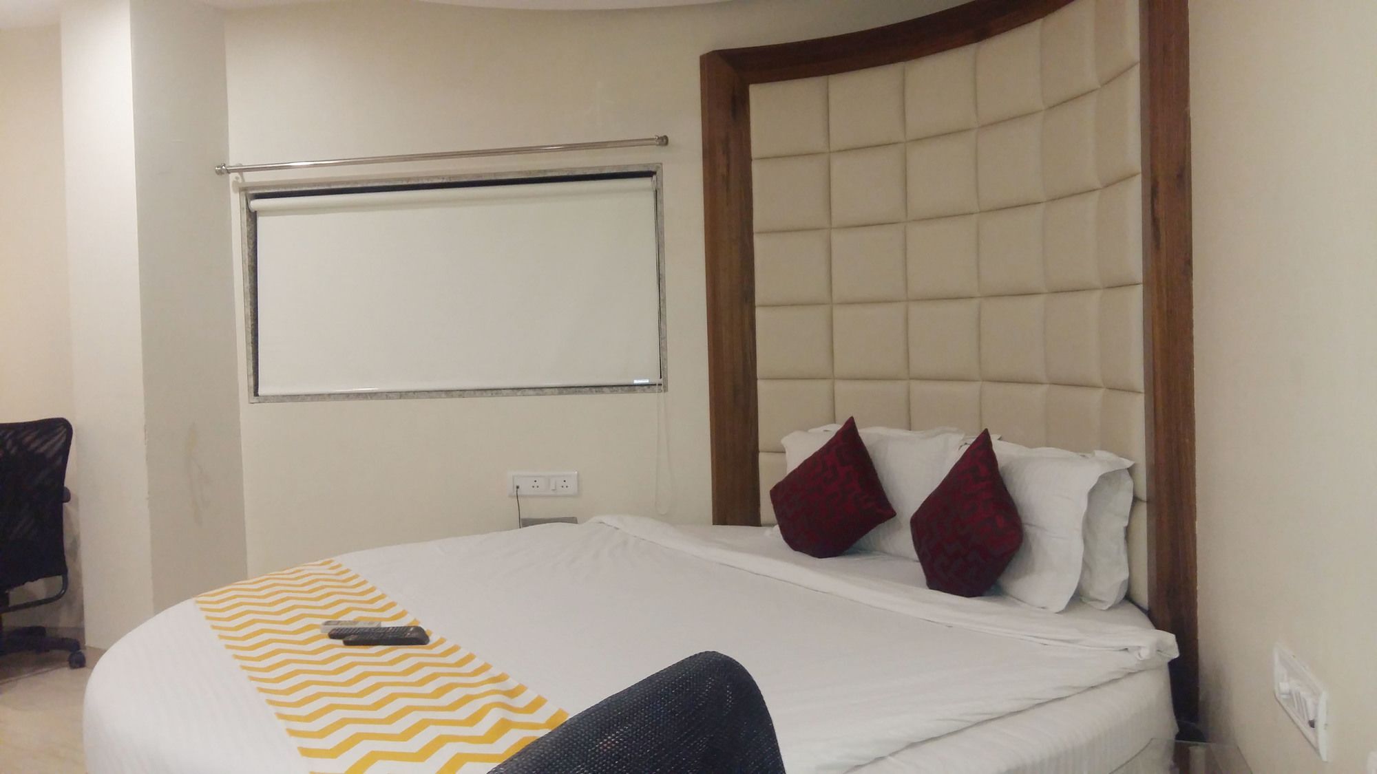 Hotel Address Inn Мумбай Екстериор снимка